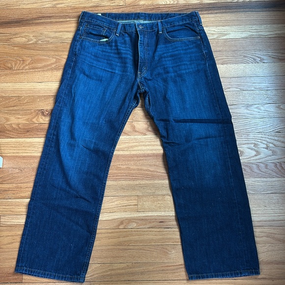 Levi 569 dark wash jeans - Picture 3 of 3